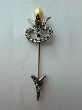 Vintage 1930s Jabot Hat Stick Pin Pearl Rhinestone Accents